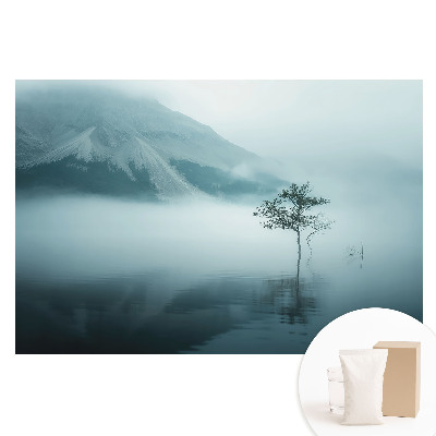 Fototapeta s potiskem na netkané textilii Osamělý strom v ranní mlze