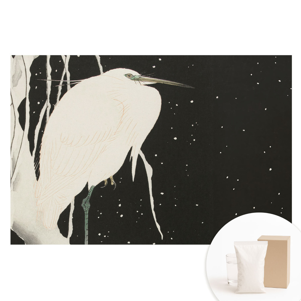 Netkaná tapeta s potiskem Pták na větvi za zimního večera