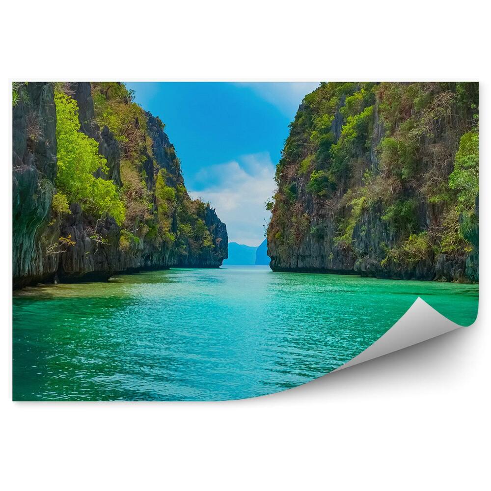 Fototapeta na zeď Tropická krajina se zelenými lagunovými skalami