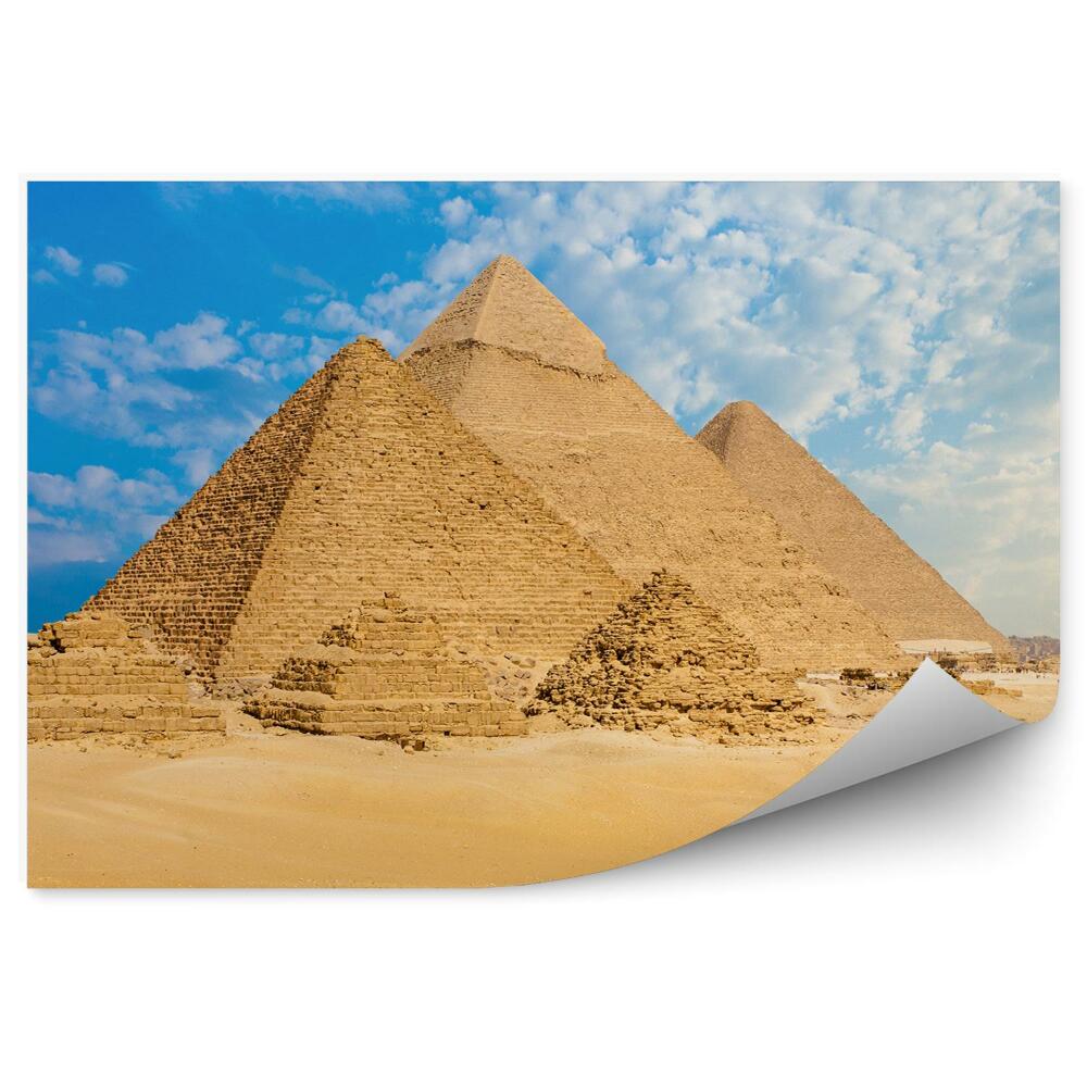 Fototapeta na zeď Pyramidy v poušti linie velbloudi v písku