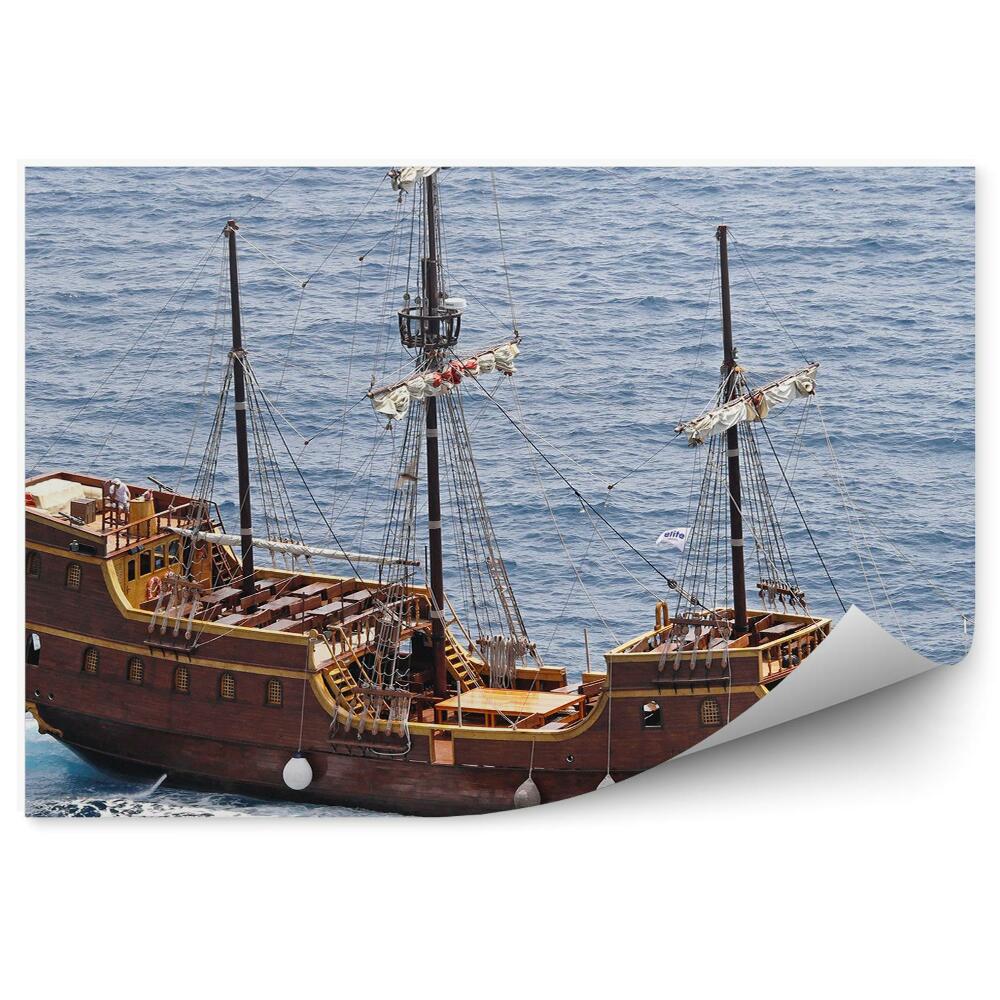 Samolepící fototapeta Dřevěná loď moře