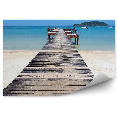 Fototapeta na zeď Staré dřevěné molo na pláži ostrova Thajsko