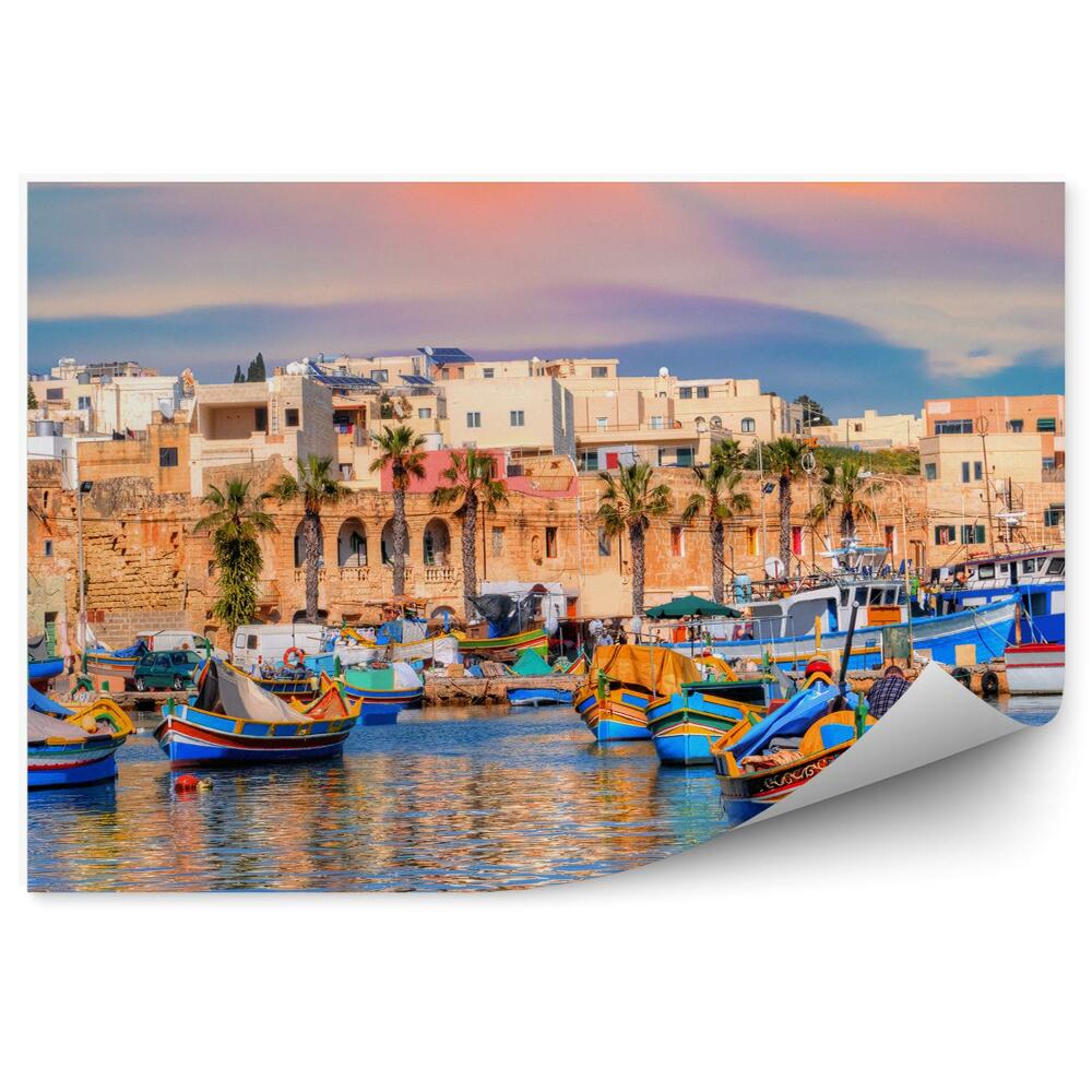 Fototapeta Malta budovy palmy barevné lodě oceán palmy západ slunce