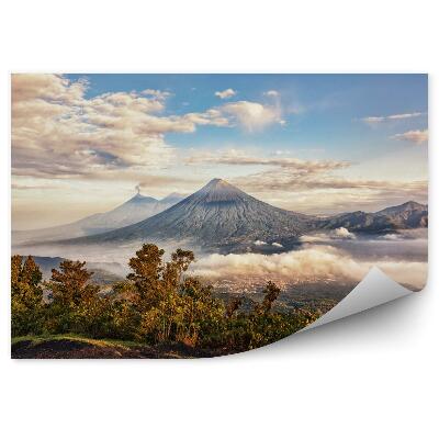 Samolepící fototapeta Pohled na sopky Fuego z guatemalského města Pacaya