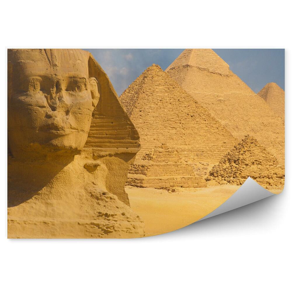 Fototapeta na zeď Tvář Velké sfingy na pozadí pyramid v Gíze