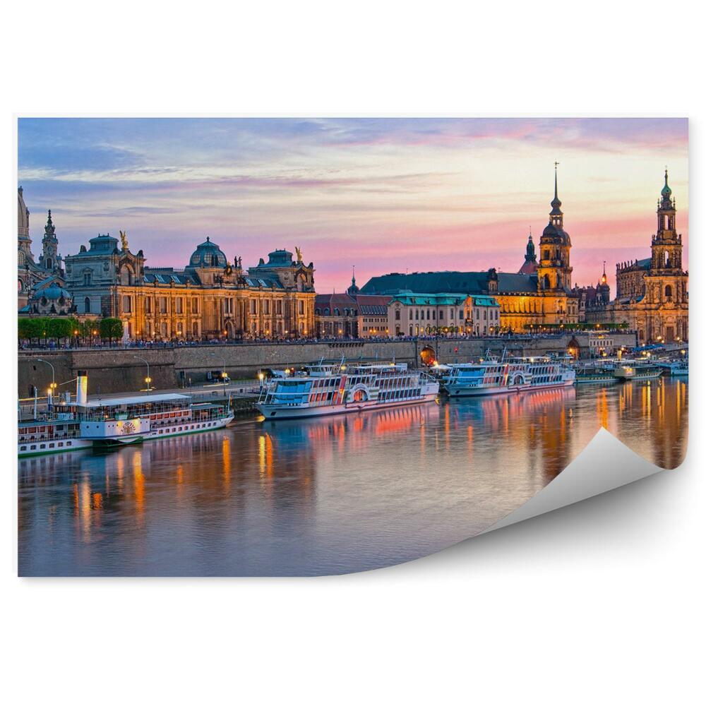 Samolepící fototapeta Drážďany budovy lodě řeka obloha západ slunce