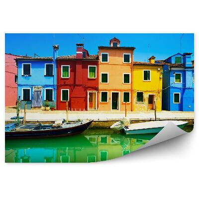 Samolepící fototapeta Benátky Hory Ostrov Burano Kanál Barevné domy a lodě