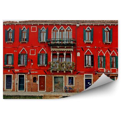 Fototapeta Benátky červená budova loď na kanálu