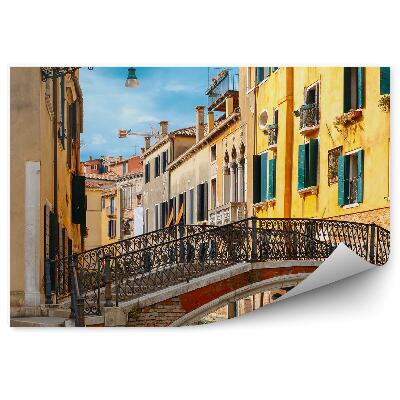 Samolepící fototapeta Benátky barevné lodě na kanálech