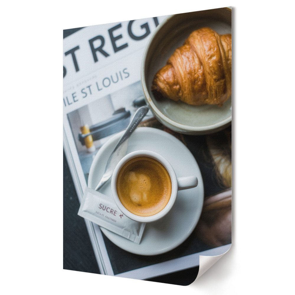 Nástěnná grafika na plátně Ranní káva s croissantem a novinami
