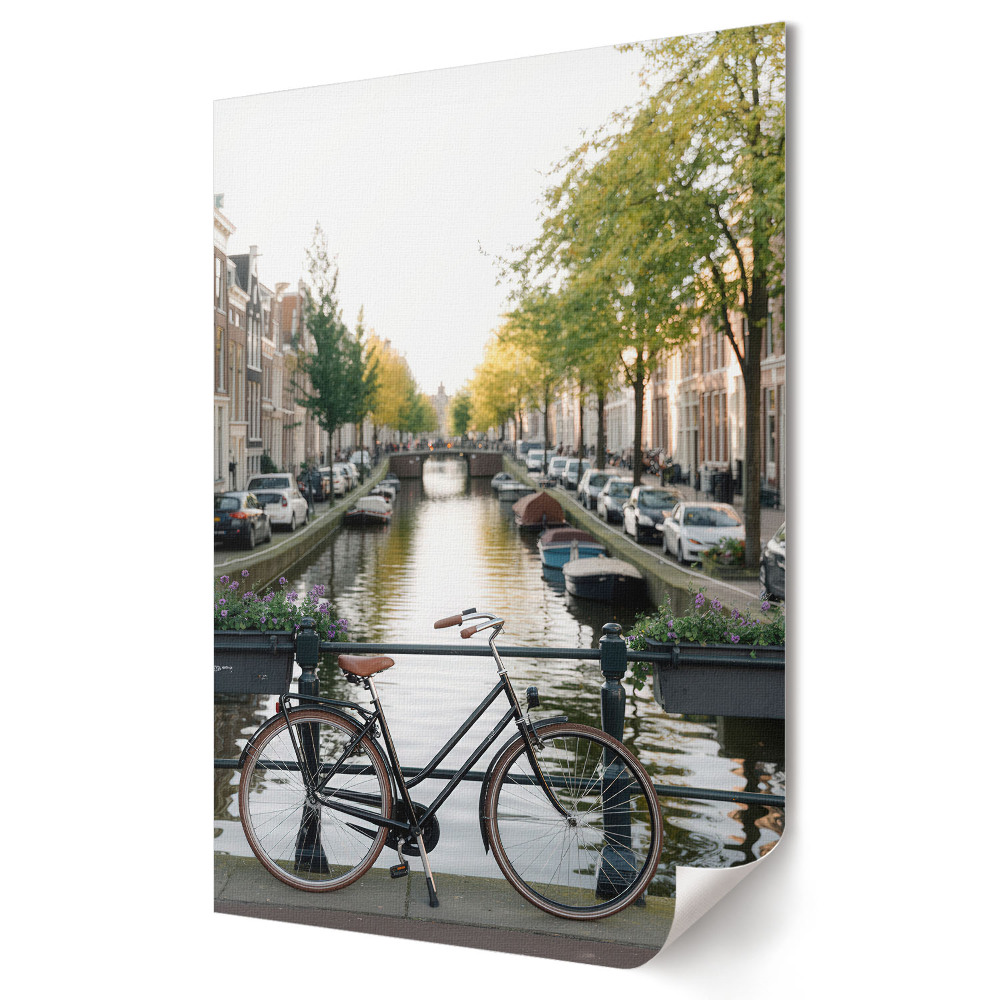 Nástěnná grafika na plátně Okouzlující kanál v Amsterdamu s kolem