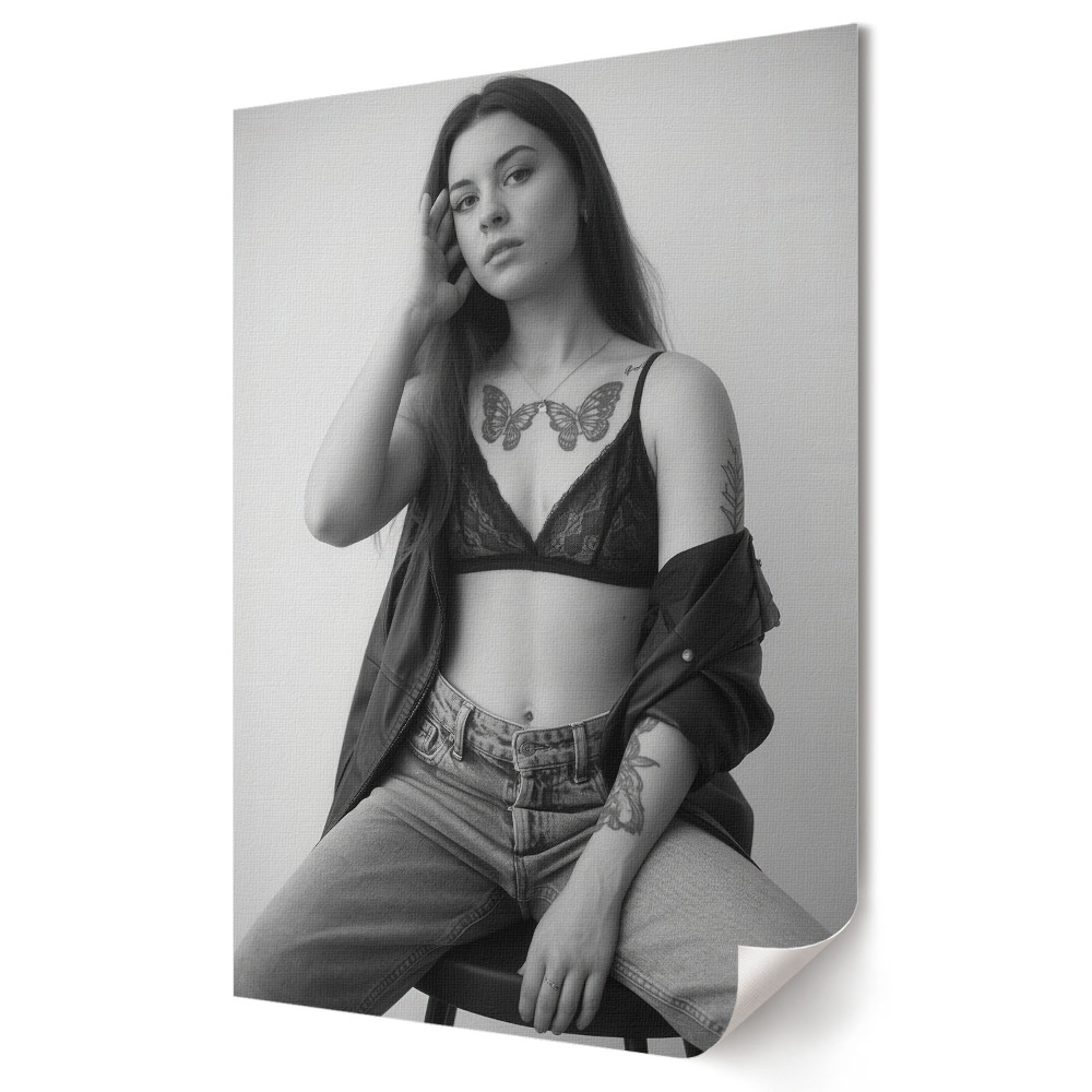 Tisk na plátno Elegance a síla v monochromatickém stylu
