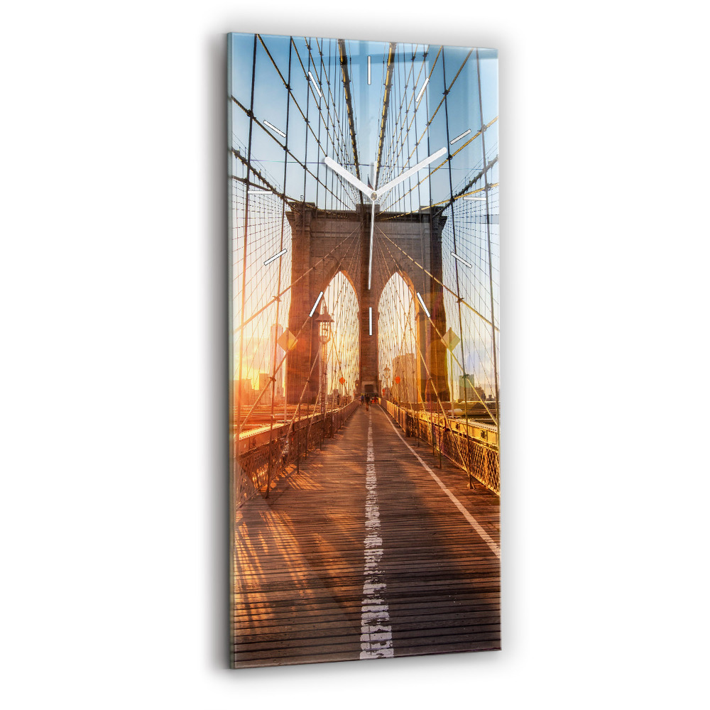 Vertikální nástěnné hodiny Brooklynský most v New Yorku