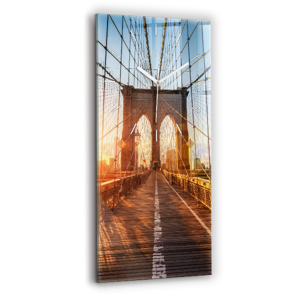 Vertikální nástěnné hodiny Brooklynský most v New Yorku