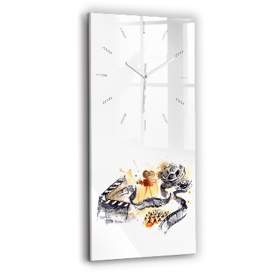 Vertikální nástěnné hodiny Filmová kamera