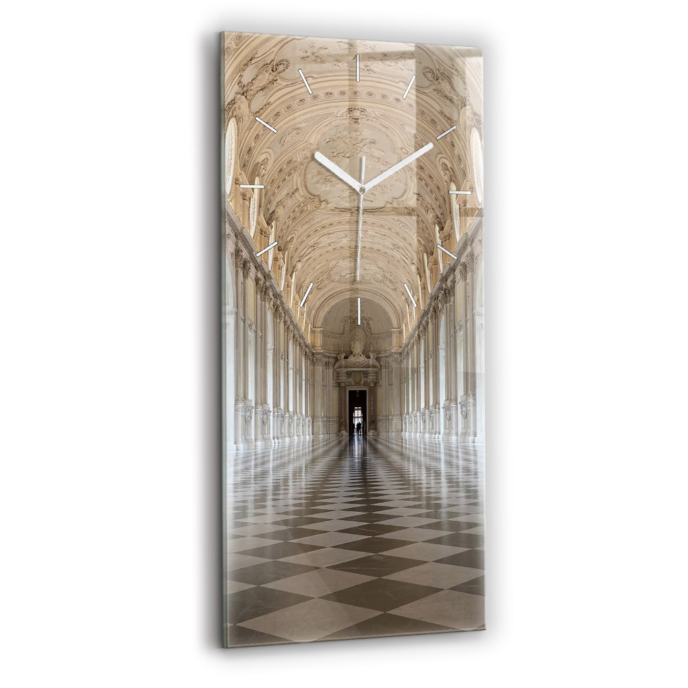 Vertikální hodiny na skle Muzeum La Veneria Reale