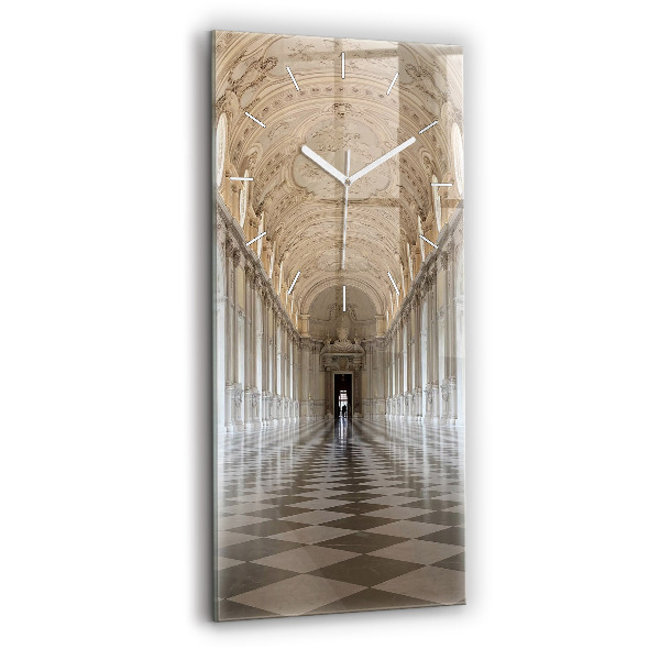 Vertikální hodiny na skle Muzeum La Veneria Reale
