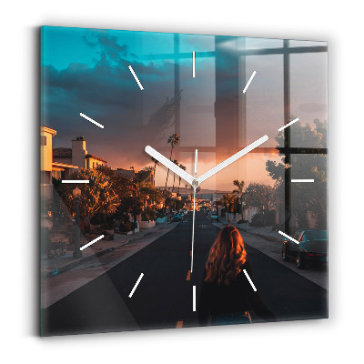 Skleněné hodiny s fotkou čtvercové Žena na silnici